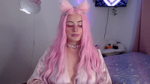 Snapshot of peacherry_ chatting on January 9, 2:01 am peacherry_ online show from January 9, 2:01 am