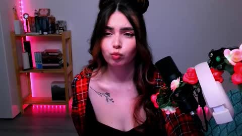 Snapshot of peachybabe__ chatting on October 24, 4:47 pm Peachy online show from October 24, 4:47 pm