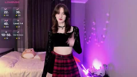 Snapshot of peachymaybe chatting on October 22, 1:28 am Peachy not a bb baby love or something Please call me Peachy online show from October 22, 1:28 am