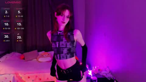 Snapshot of peachymaybe chatting on December 5, 3:04 am Peachy not a bb baby love or something Please call me Peachy online show from December 5, 3:04 am