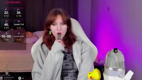 Snapshot of peachymaybe chatting on February 2, 12:31 am Peachy not a bb baby love or something Please call me Peachy online show from February 2, 12:31 am