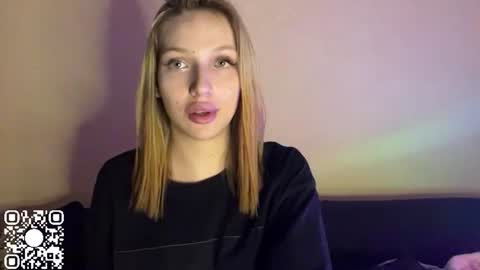 Snapshot of pearlinesilfies chatting on July 10, 3:36 pm Zlata online show from July 10, 3:36 pm