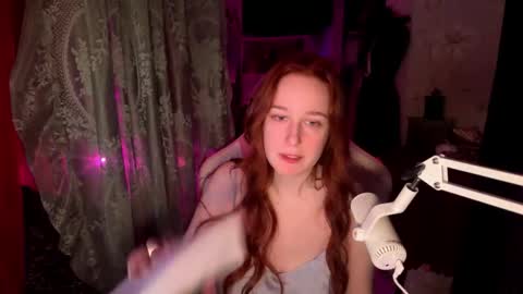Snapshot of pearlprincess_ chatting on March 10, 12:48 am Adelina online show from March 10, 12:48 am