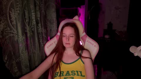 Snapshot of pearlprincess_ chatting on March 26, 12:39 am Adelina online show from March 26, 12:39 am