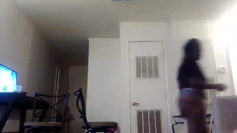 Snapshot of pebblessmith453 chatting on December 2, 12:10 pm pebblessmith453 online show from December 2, 12:10 pm