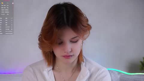 Lily online show from October 27, 12:15 am