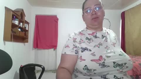 Snapshot of pecadodulce chatting on January 29, 6:39 pm pecadodulce online show from January 29, 6:39 pm