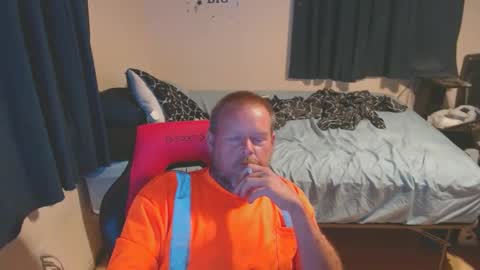 Snapshot of pecker40 chatting on September 16, 11:50 pm pecker40 online show from September 16, 11:50 pm