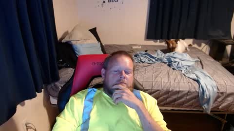 Snapshot of pecker40 chatting on October 1, 11:22 pm pecker40 online show from October 1, 11:22 pm