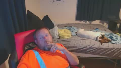 Snapshot of pecker40 chatting on October 7, 2:31 am pecker40 online show from October 7, 2:31 am