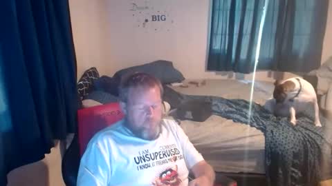 pecker40 online show from June 6, 7:29 pm