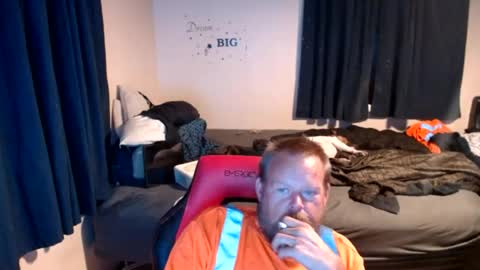 pecker40 online show from August 1, 2:33 am