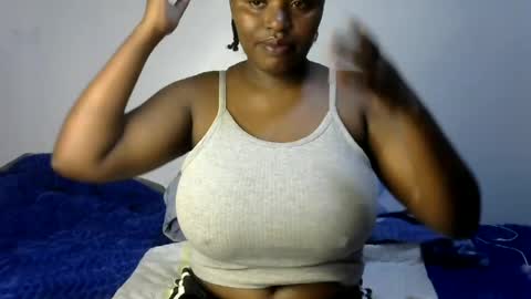 Snapshot of peekyshams chatting on June 16, 2:19 pm peekyshams online show from June 16, 2:19 pm
