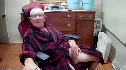 peepingmale online show from December 10, 1:32 am