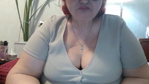 Snapshot of peggysoft chatting on April 21, 5:28 pm PeggySoft online show from April 21, 5:28 pm