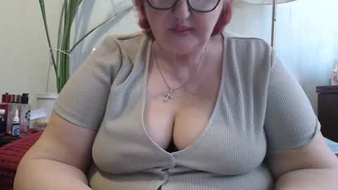 Snapshot of peggysoft chatting on April 26, 7:39 am PeggySoft online show from April 26, 7:39 am