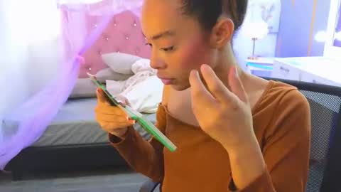 Snapshot of peneelopeecute chatting on April 7, 8:20 pm peneelopeecute online show from April 7, 8:20 pm