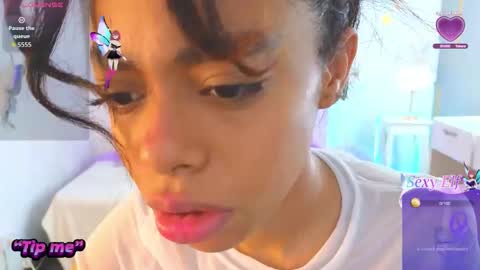 Snapshot of peneelopeecute chatting on April 24, 9:12 am peneelopeecute online show from April 24, 9:12 am