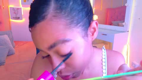 Snapshot of peneelopeecute chatting on May 13, 1:30 pm peneelopeecute online show from May 13, 1:30 pm