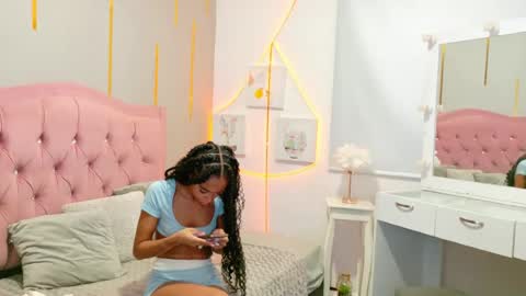 Snapshot of peneelopeecute chatting on June 25, 5:12 am peneelopeecute online show from June 25, 5:12 am