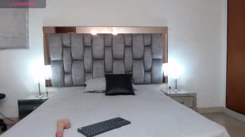 Snapshot of penelope_petit18 chatting on October 24, 7:27 am penelope_petit18 online show from October 24, 7:27 am