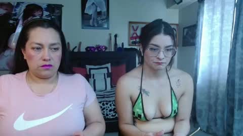 Penelope and my girlfriend Marilyn online show from June 10, 2:16 pm