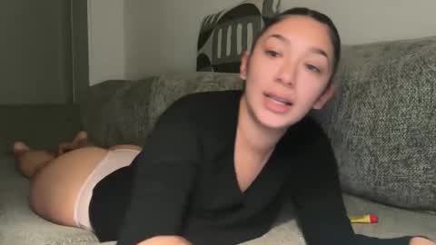 Snapshot of penelopeinwonderland chatting on February 3, 2:53 am penelopeinwonderland online show from February 3, 2:53 am