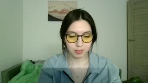 Snapshot of peony_a chatting on June 20, 10:23 pm peony a online show from June 20, 10:23 pm