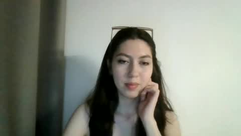 Snapshot of peony_a chatting on August 2, 9:35 pm peony a online show from August 2, 9:35 pm