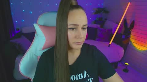 Dia  online show from September 16, 8:10 pm