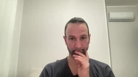 Snapshot of peppinslosqualo chatting on December 25, 7:02 pm peppinslosqualo online show from December 25, 7:02 pm