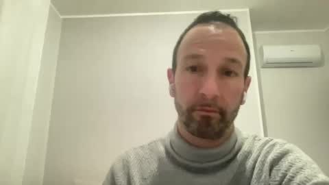 Snapshot of peppinslosqualo chatting on January 19, 9:02 pm peppinslosqualo online show from January 19, 9:02 pm