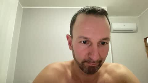 Snapshot of peppinslosqualo chatting on March 7, 5:49 pm peppinslosqualo online show from March 7, 5:49 pm