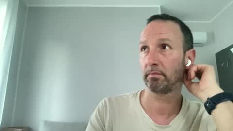 peppinslosqualo online show from May 26, 6:37 pm
