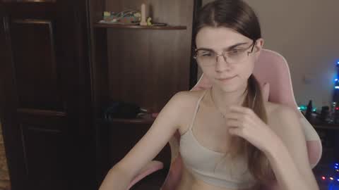 Farida online show from January 6, 2:26 am