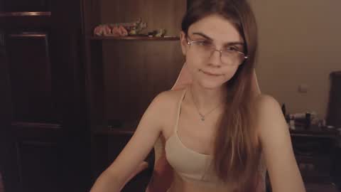 Farida online show from February 22, 2:28 am