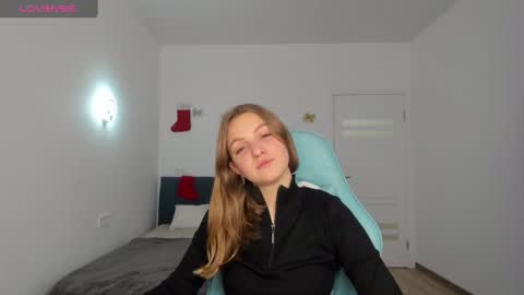 PerditaPravdina online show from December 9, 8:33 am