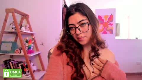 Sarah Ana Banana online show from April 17, 6:33 pm