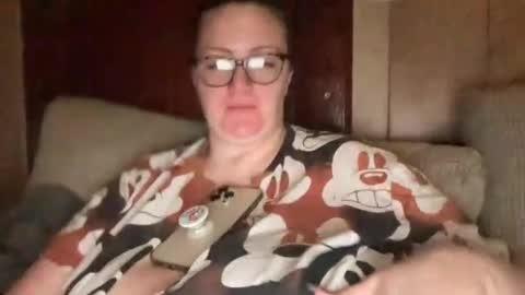 Nelly online show from December 13, 6:53 am