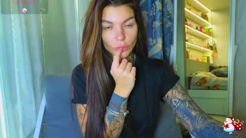 Anna online show from February 15, 9:52 am