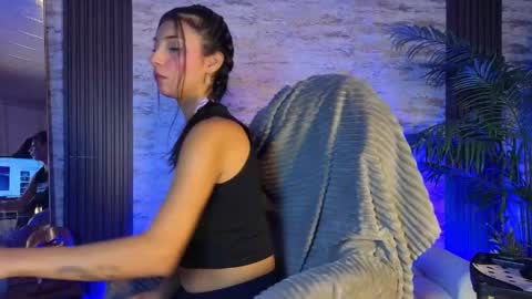  PERLA online show from May 1, 6:34 pm