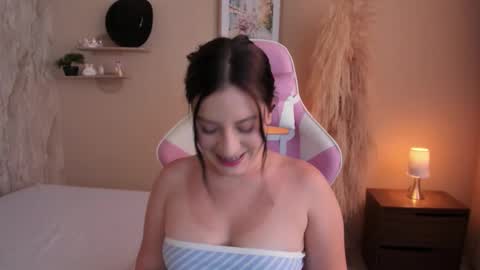 Marie online show from February 21, 8:21 pm