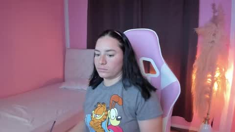 Marie online show from May 21, 11:39 am