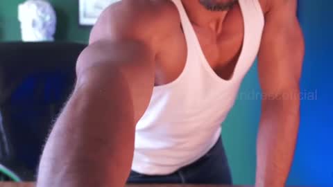 andres    online show from January 15, 7:55 pm