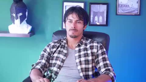 andres    online show from January 24, 8:00 pm