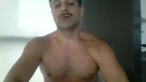 Snapshot of persianprince546 chatting on May 26, 2:13 pm persianprince546 online show from May 26, 2:13 pm