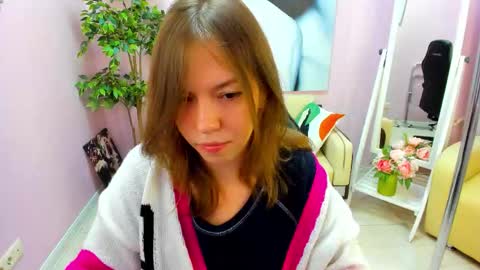 Snapshot of persinaky chatting on February 3, 8:47 pm horror flying on the wings of the night.... online show from February 3, 8:47 pm