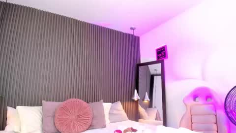 Lizza online show from February 19, 11:39 am