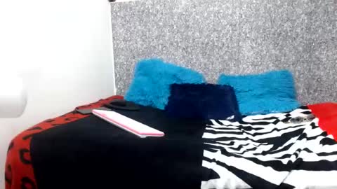 perverted_boyys22 online show from August 3, 6:33 pm