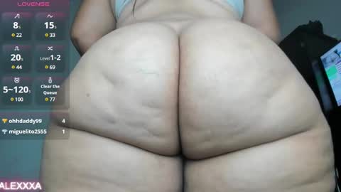 Snapshot of pervertt_mommy chatting on December 8, 9:57 am  Alexandra  online show from December 8, 9:57 am